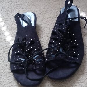 Catherine's black sandals